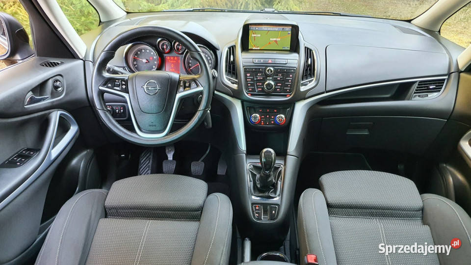 Opel Zafira 14T 140 NAVI Parktronic Piękny Kolor tempomat Zafira Zafira świętokrzyskie
