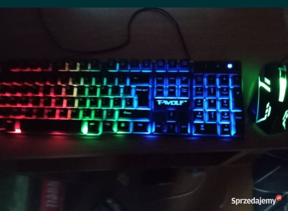 Komputer pc gamingowy do gier monitor zestaw podkarpackie Laszki