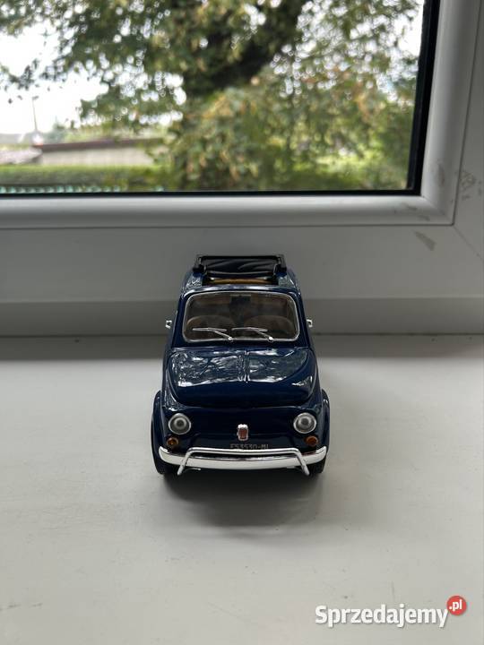 Bburago Fiat 500L 1968 Model samochodu w skali Jaworzno