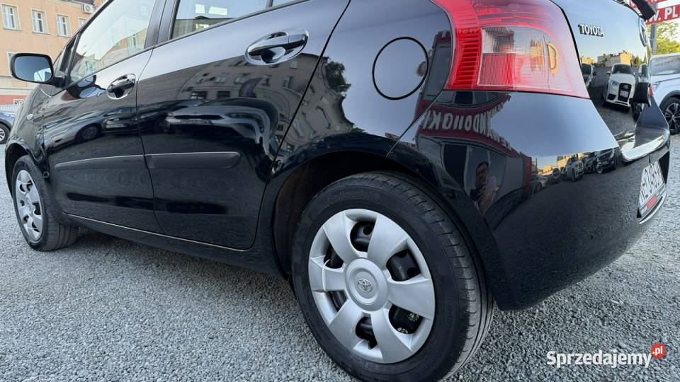 Toyota Yaris 13 Benzyna Zarejestrowany Yaris Elbląg