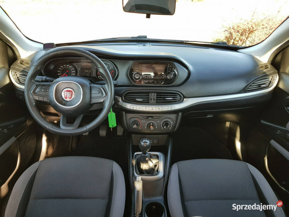 Fiat Tipo 14 Benzyna Sedan Klima Zarejestrowany Sedan / Limuzyna sprzedam