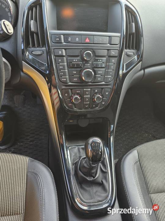 Opel astra J Mierzęcice sprzedam