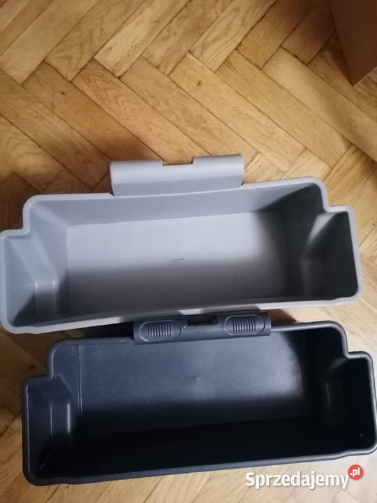Skrzynka z zawieszką Gdańsk
