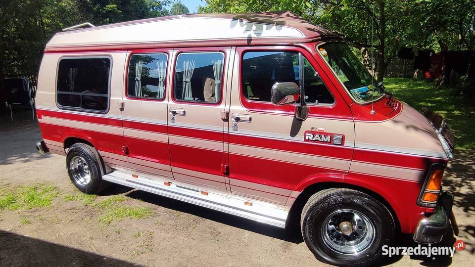 Dodge Ram Van Kraków