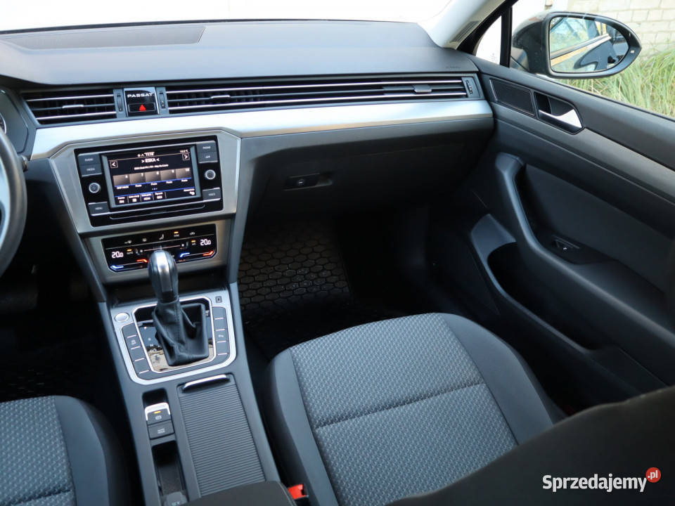 VW Passat 20 TDI Sedan / Limuzyna