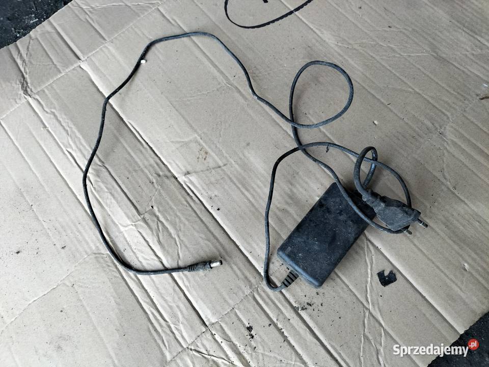 Zasilacz uniwersalny GP1223C 12V 23A Kamień-Kolonia