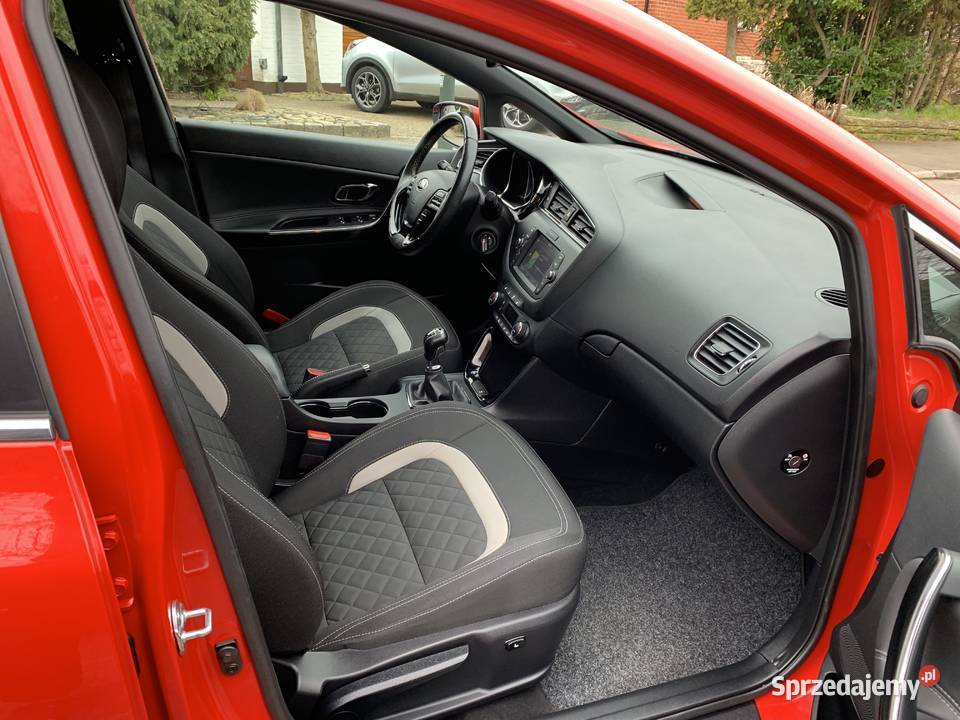 Kia Ceed 16 CRDi GT Line 1 właściciciela w pomorskie