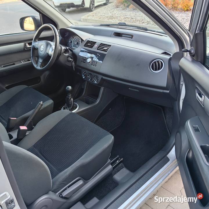 Suzuki Swift 13 benzyna niski przebieg mazowieckie Warszawa