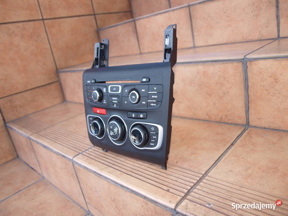 Citroen DS4 panel radia MP3 klimy ogrzewania panele sterowania, przełączniki Kalisz