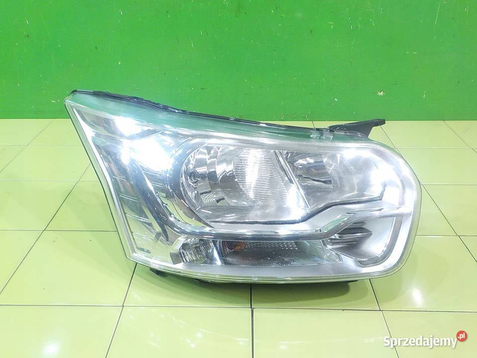 FORD TRANSIT MK8 VIII 22 TDCI 15r lampa prawa Suków