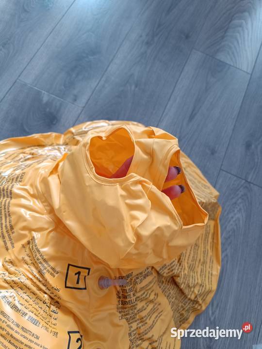 Koło do pływania dziecka