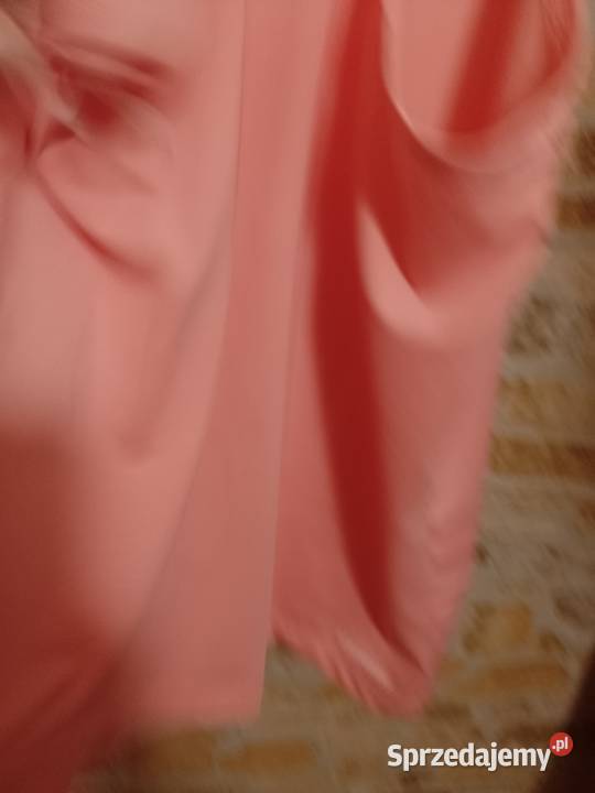 34XS ADIDASEkskluzywna różowa Bluzka z sprzedam