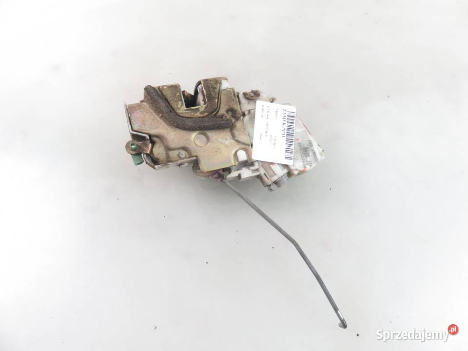 ZAMEK PRAWY PRZEDNI NISSAN NAVARA D22 805525P003