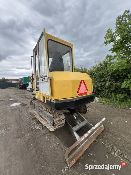 Komatsu pc30 waga 32 t Koparki Ziębice