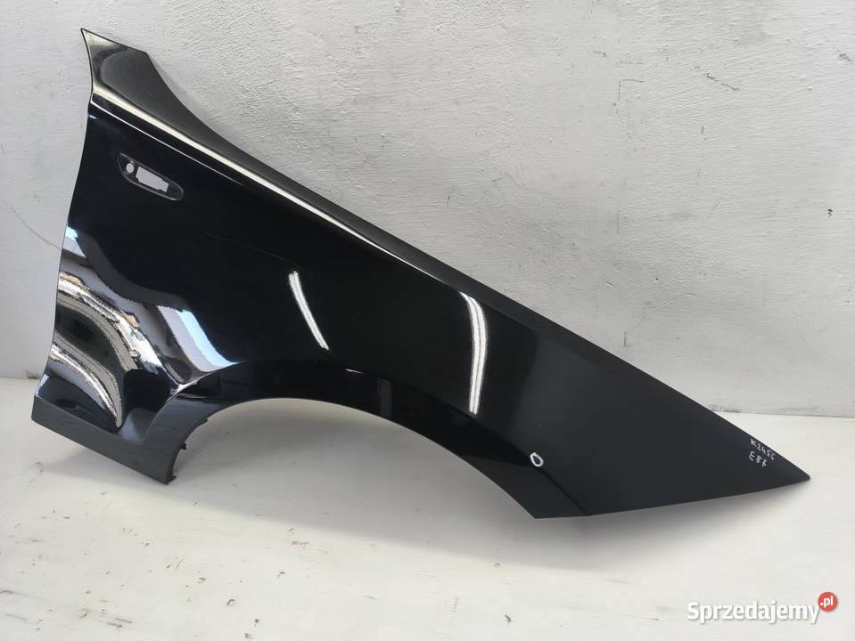 BLOTNIK PRAWY PRZÓD BMW 1 E87 E81 SCHWARZ 2