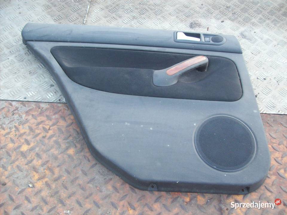 Golf IV Bora Kombi Boczek tapicerka drzwi tyl Mińsk Mazowiecki sprzedam
