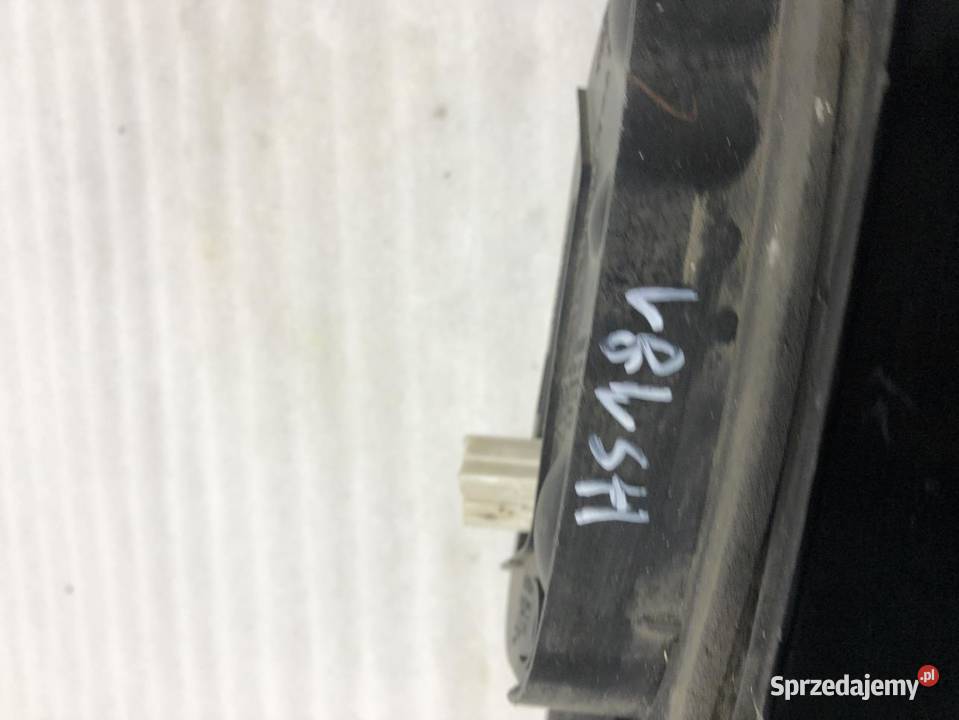 LAMPA PRAWY TYŁ MITSUBISHI COLT IV 0431568 Lampy cofania