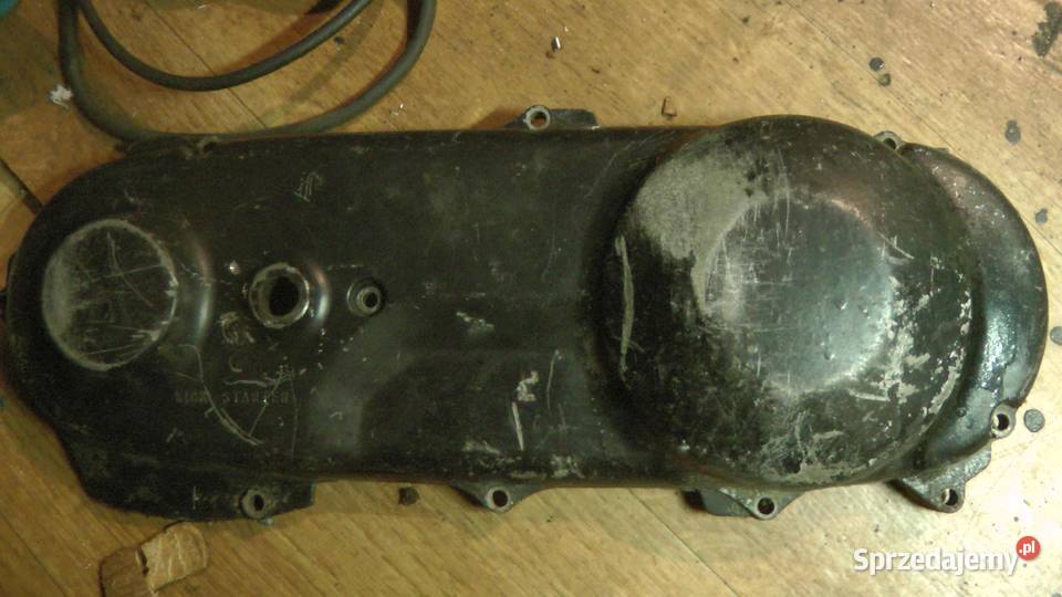 obudowa karter suzuki katana powietrze 99r Pozostałe Ostrowiec Świętokrzyski