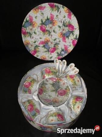 Nowy ozdobny serwis stołowy z porcelany Kraków