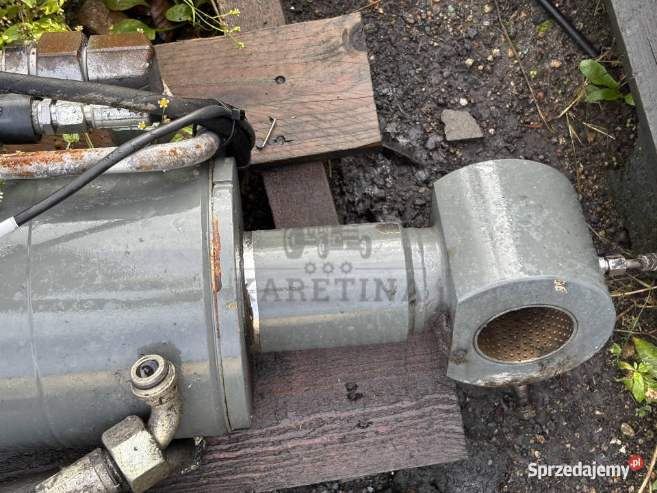 Claas Scorpion 7055 Siłownik Podnoszenia Jastrzębniki sprzedam