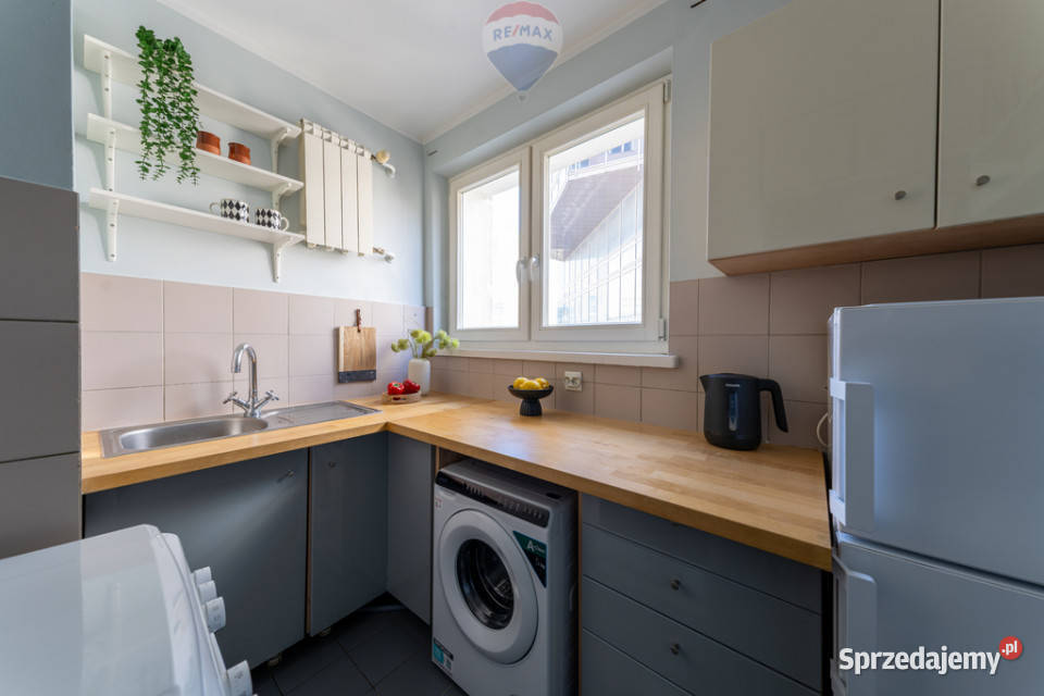 2 pokoje w centrum Warszawywidok na skyline blok Warszawa sprzedam