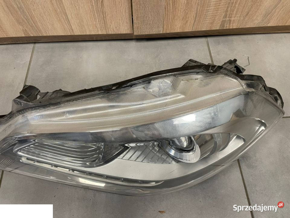Suzuki Sx4 reflektor xenon lewy Oświetlenie Kozubszczyzna