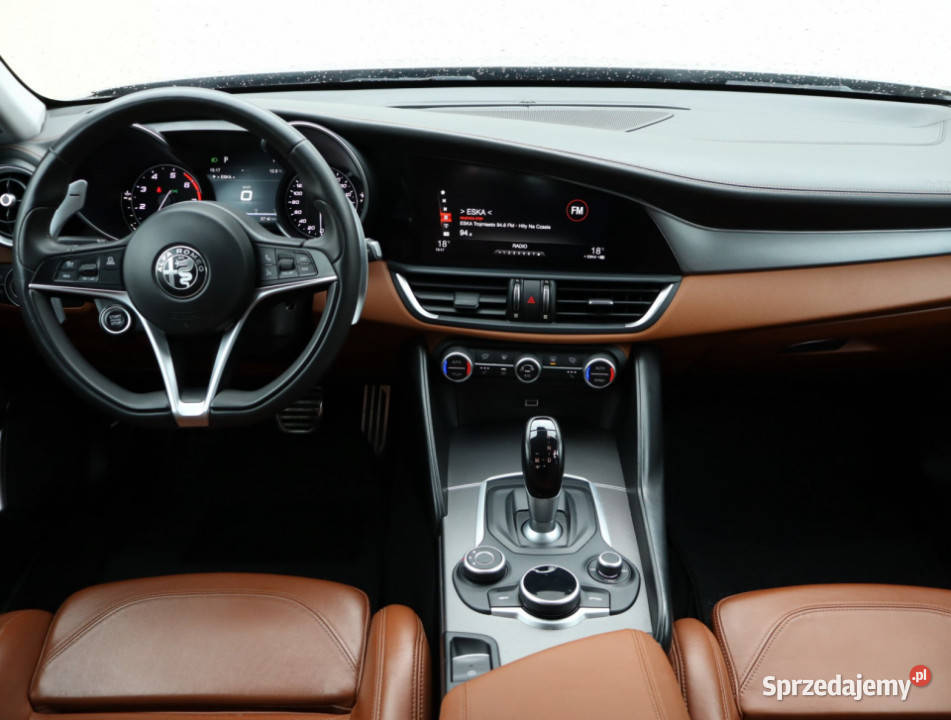 Alfa Romeo Giulia 20 Turbo skórzana tapicerka Piaseczno