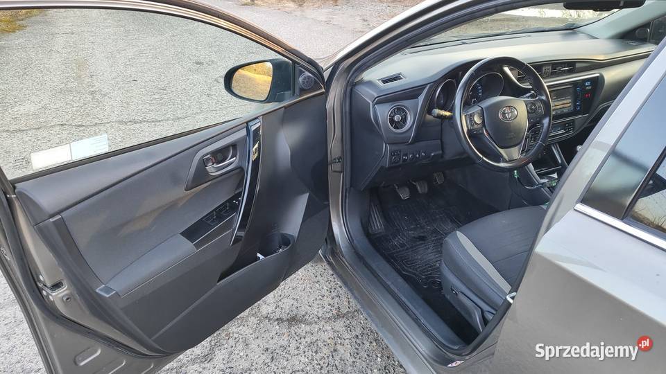Toyota Auris II 16 HB mega wyposażony tanio Orzechowo
