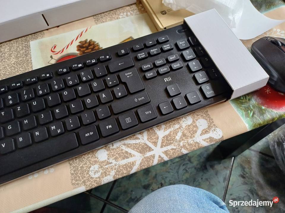 Sprzedam zestaw klawiaturę mysz sprzedam