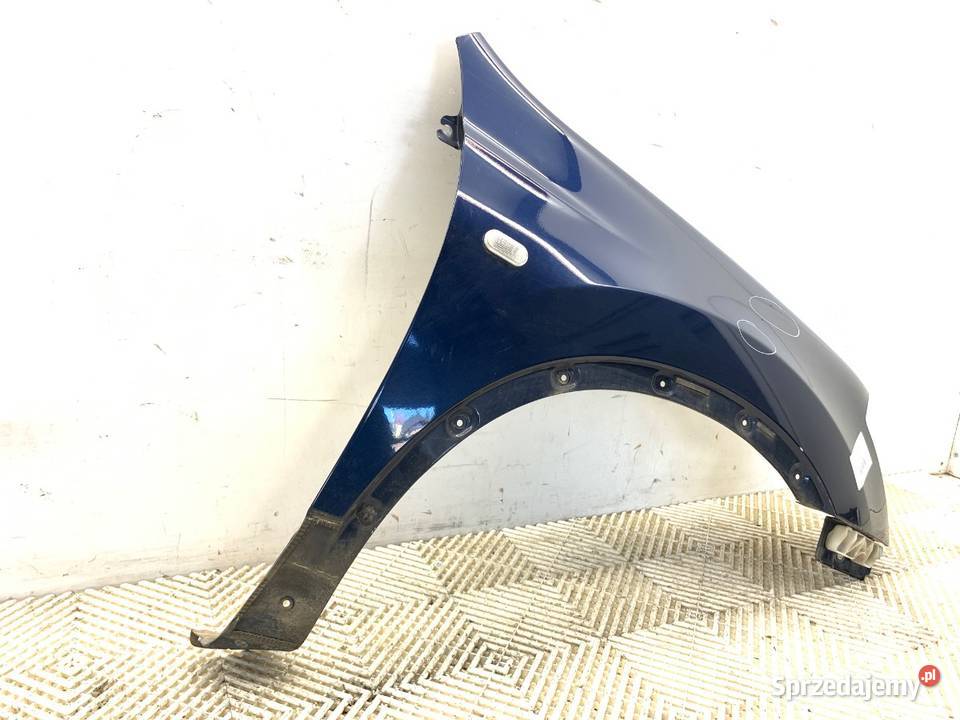 BŁOTNIK PRAWY PRZÓD NISSAN QASHQAI J10 Hatchback