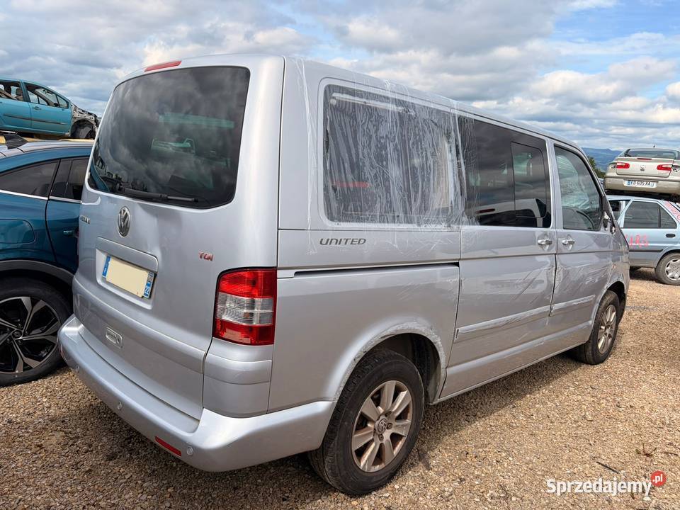 VOLKSWAGEN Transporter 25 TDi 174 Multivan uszkodzony Gdańsk