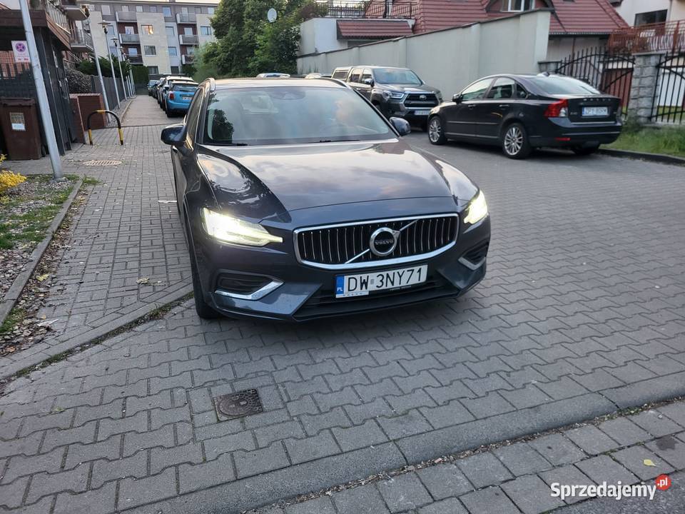 V60 221 Mild Hybrid Diesel wyposażenie premium Wrocław