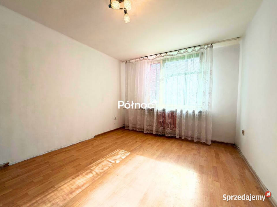 Centrum Chełma 3 pokoje 65 m parter do remontu