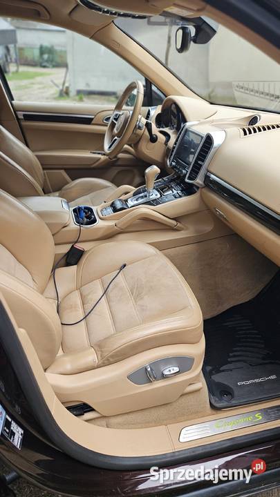 Porsche Cayenne V6 Hybrid Platinum Edition SUV Dębe Wielkie sprzedam