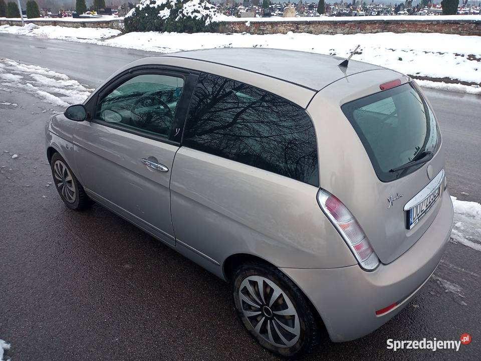 Lancia y benzyna 12 bez korozji sprawna 2007 Staszów
