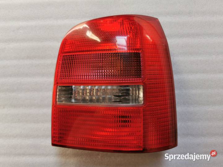 Lampa Prawy Tył Tylna Prawa Audi A4 B5 Avant Wyszków