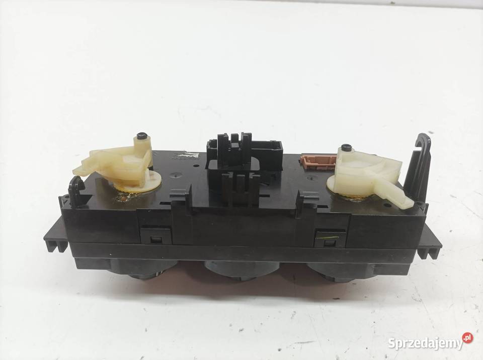 PANEL NAWIEWU Citroen C3 II 20092016 Rok produkcji 2012