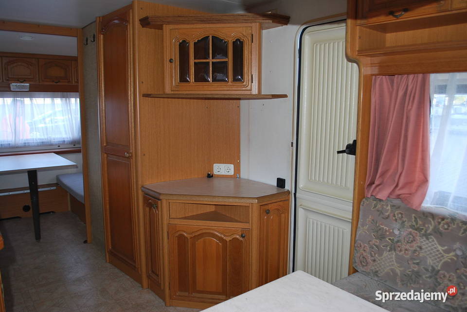 HOBBY PRESTIGE 535 1993 4 OS Z ŁAZIENKĄ mazowieckie Grzebowilk