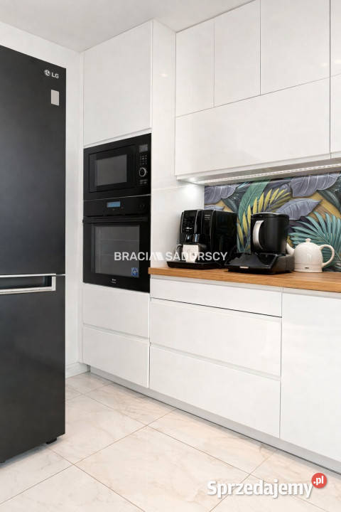 Sprzedam mieszkanie Kraków 706m2 4pok