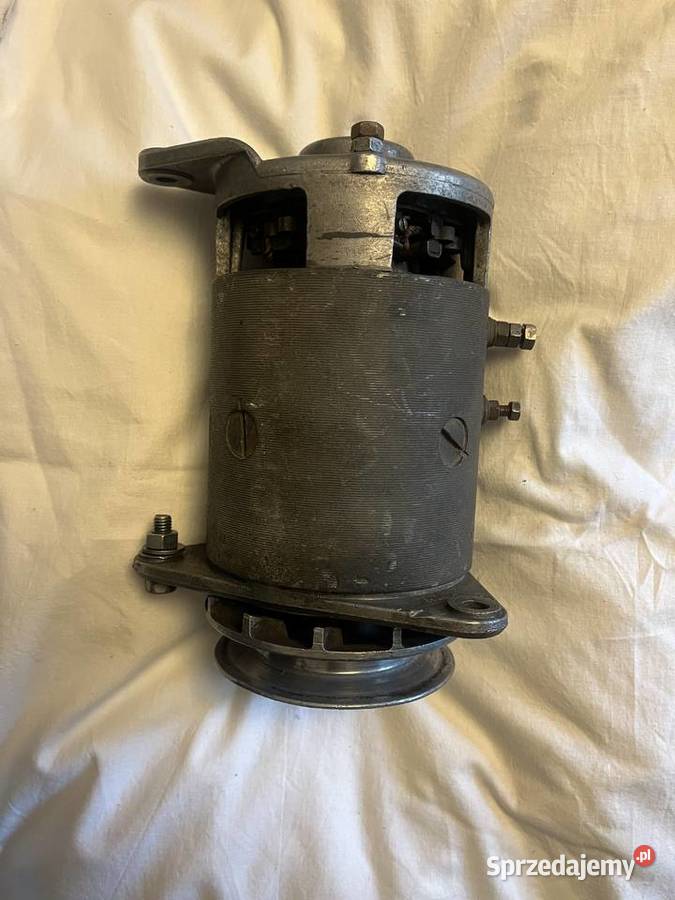 PRĄDNICA 12V 200 W Skoda spartak octavia super Pozostałe Poznań