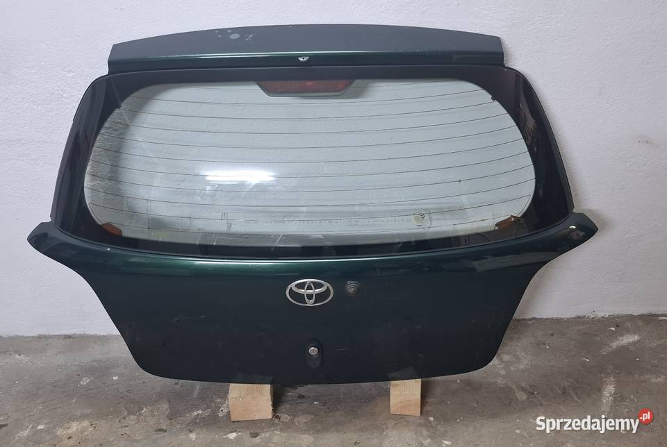 Klapa Bagażnika Toyotya Yaris Karoseria Sandomierz sprzedam