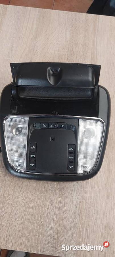 Lampka podsufitki JEEP GRAND CHEROKEE WK2 Szczecin