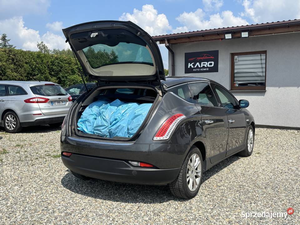 Lancia Delta 2009r kupiony w Polsce Paniówki