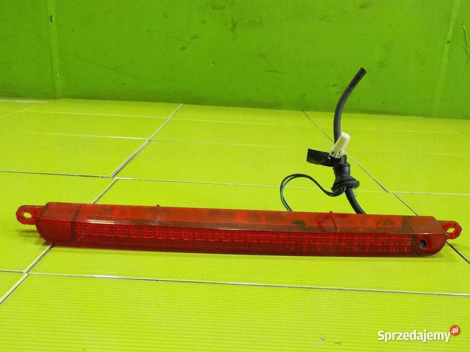 MITSUBISHI OUTLANDER I 05r swiatlo lampa STOP osobowe