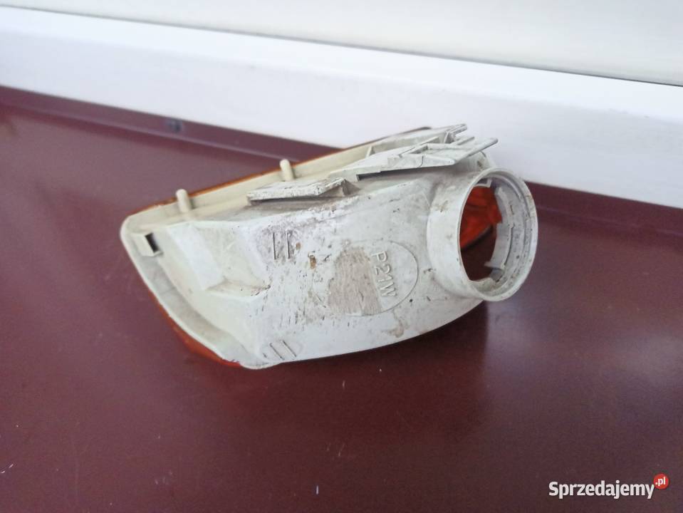 VW Polo III 86c2f kierunkowskaz kierunek migacz łódzkie