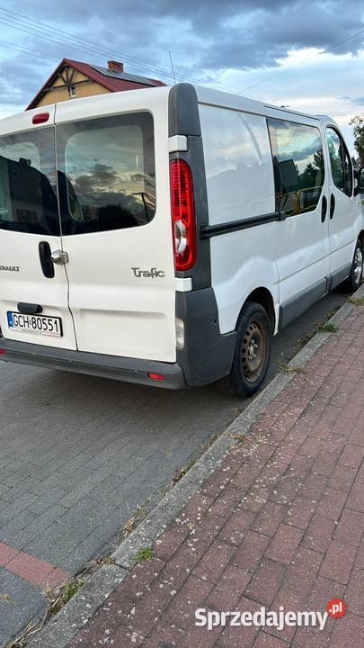 Renault Trafić 6 osobowy faktura VAT 2013 Konarzynki