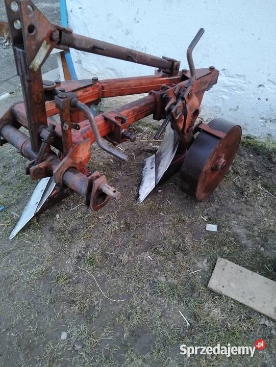 Sprzedam pług 2 skibowy Grudziądz Huta Koszary