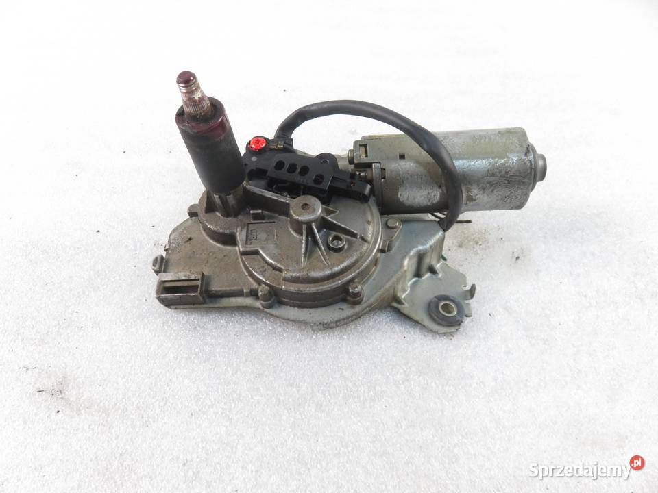 SILNICZEK WYCIERACZKI TYŁ NISSAN TERRANO II R20