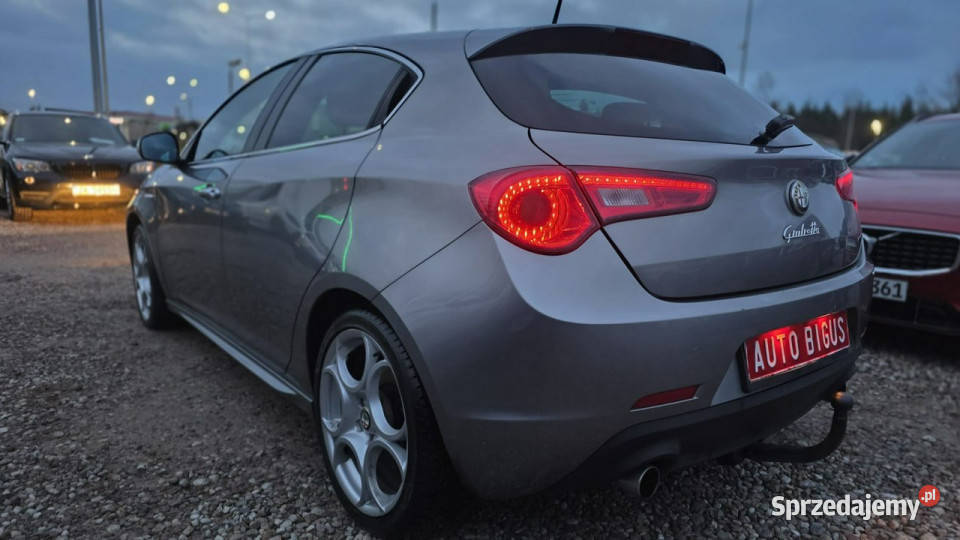 Alfa Romeo Giulietta ledy climatronic super stan wielofunkcyjna kierownica Lębork