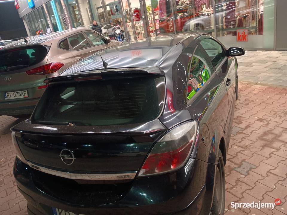 Astra GTC SPORT BLACK WEEKS czarny Opel Jasło